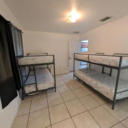 Milusol Hostel Miami Shores Bagian luar foto