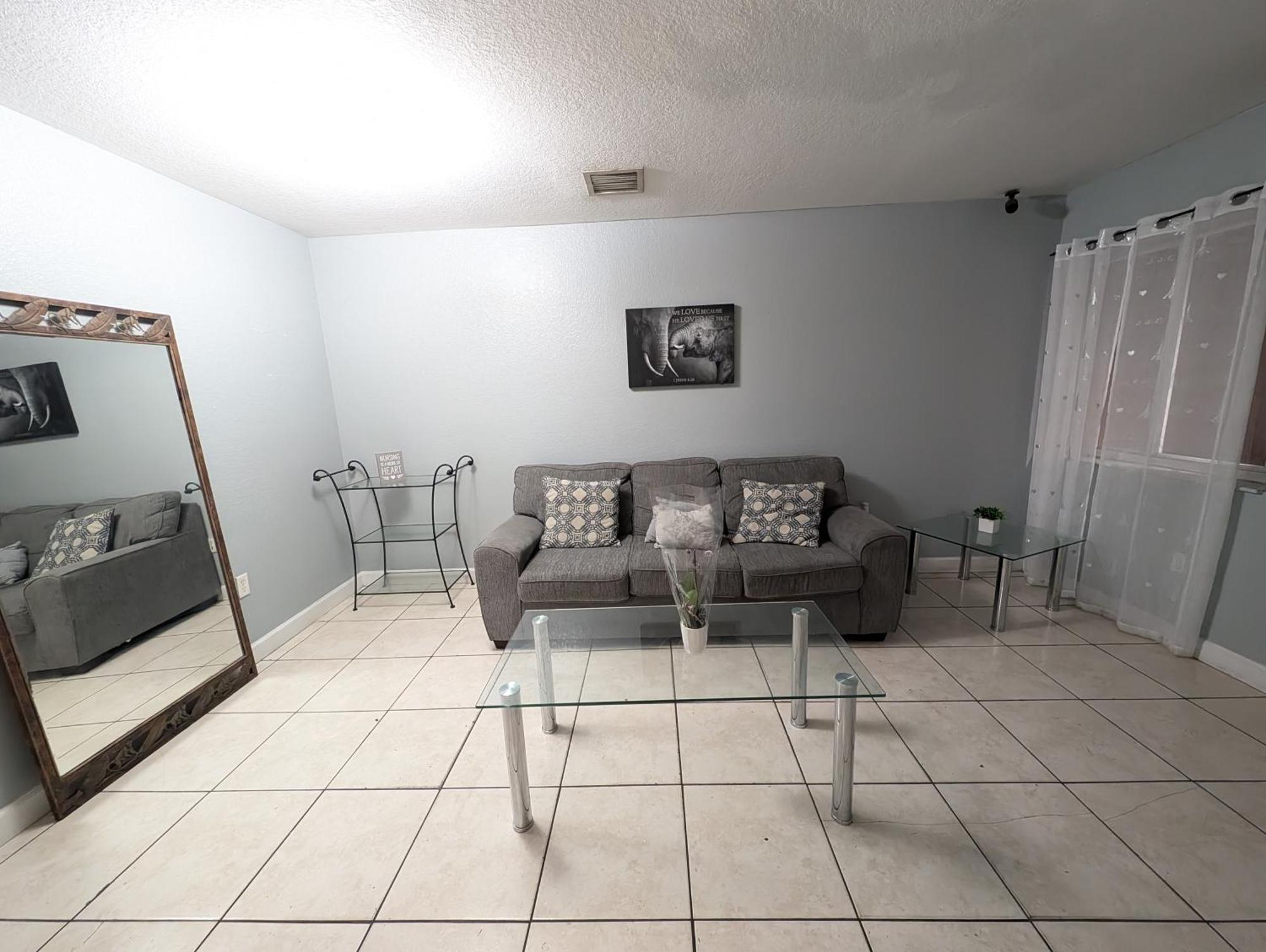Milusol Hostel Miami Shores Bagian luar foto